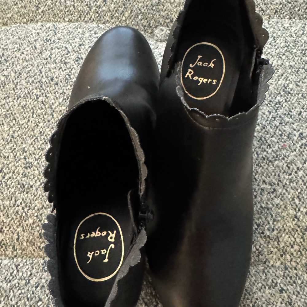 Jack Rogers Elegant Black Scalloped Boots